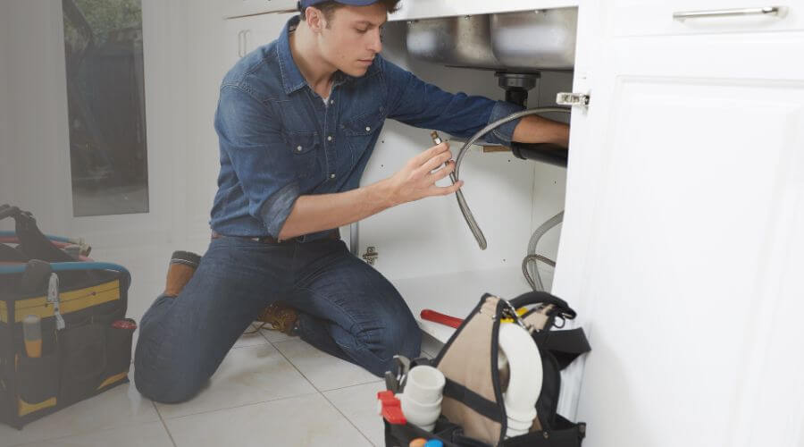 Local expert plumbing services in Cee Vee, TX